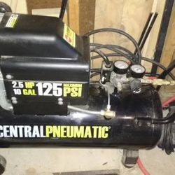 10 Gallon Central Pneumatic Air Compressor 