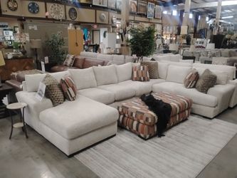 Phantom Sectional with FREE OTTOMAN