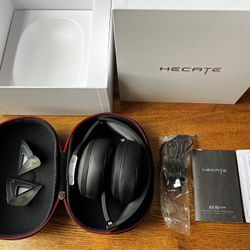 Edifier Hecate G5BT Cat Headphones