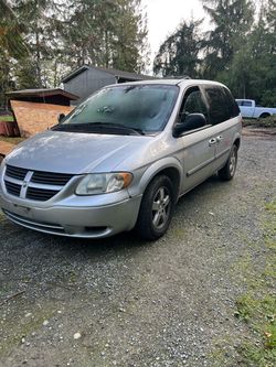 Dodge Grand Caravan Minivan Silver