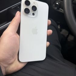 iPhone 15 Pro Max Unlocked 