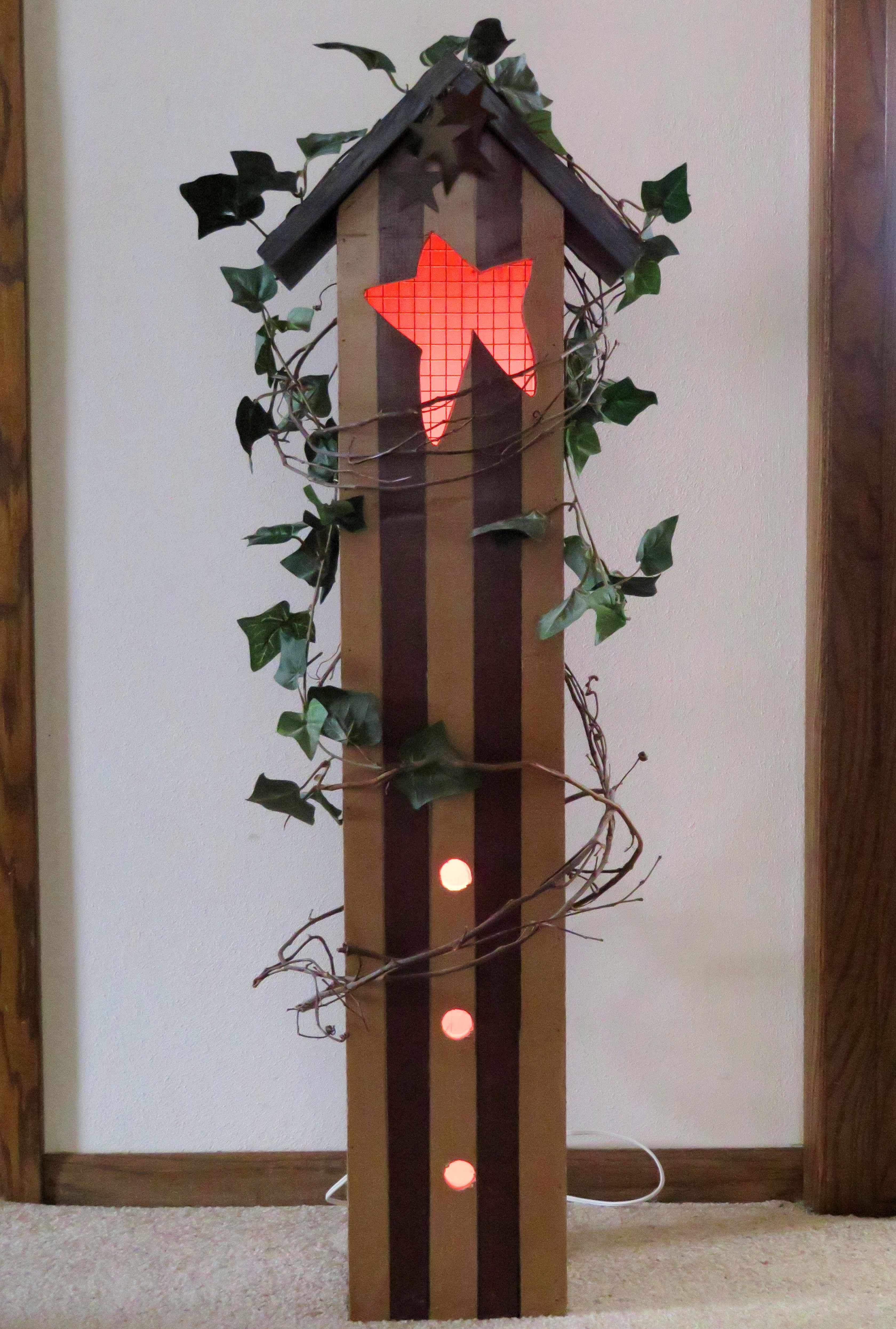 Standing "Birdhouse" Night Light