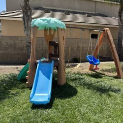 Little Tikes Tree House Swing Set 