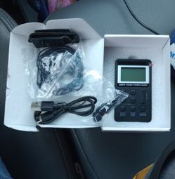 AM/FM Transmitter Radio