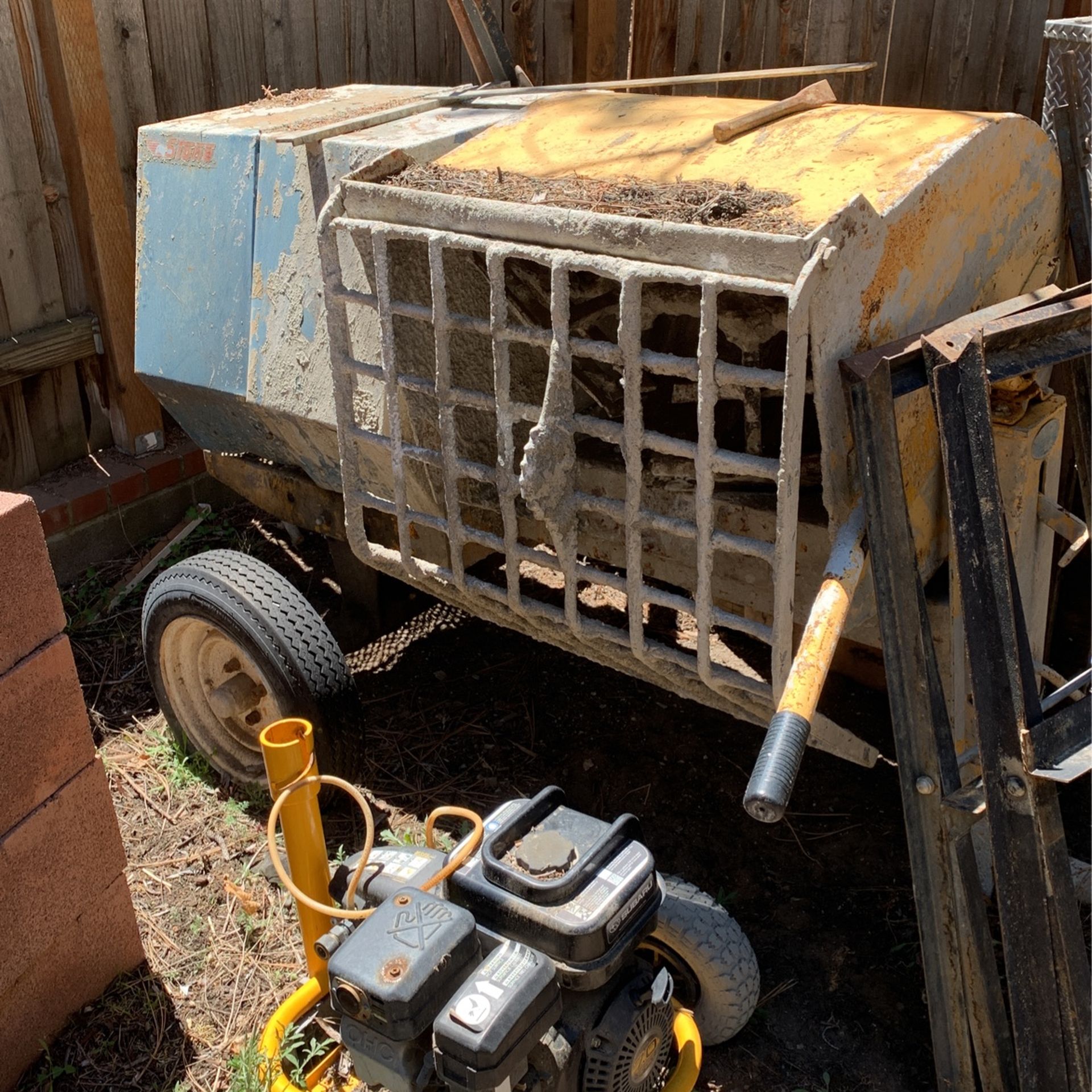 Cement mixer