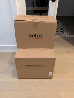 Britax Harness 2 booster car seat UNOPENED