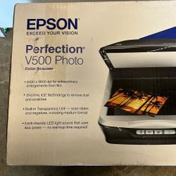 EPSON V500 PHOTO