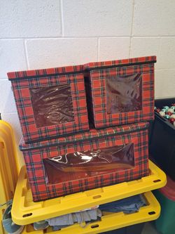 NEW SET OF 3 CALLAPSABLE CHRISTMAS STORAGE BOXES