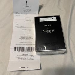 Chanel De Bleu