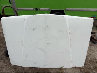 63 to 85 Jeep hood nice shape