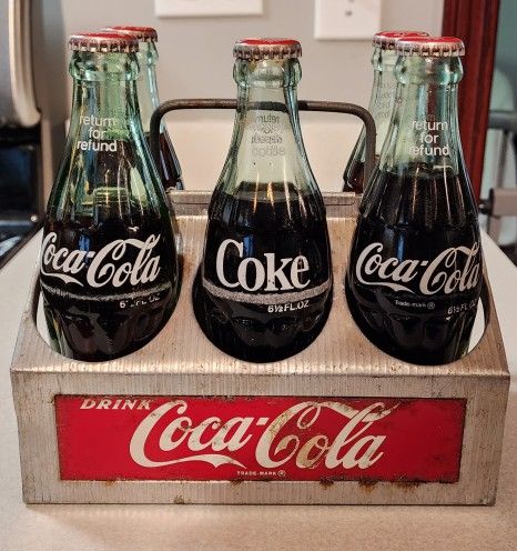 Vintage 6 Pack Coca Cola Carrier 