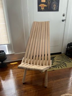 Wooden Lounging Chair
