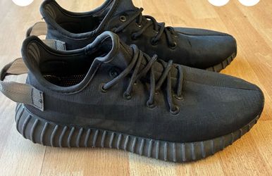Yeezy 350 v2