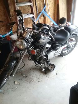 2006 yamaha virago 8000 miles twin cam first cam piston gone I have all parts took chrome off to take engine out 500.00 or best offer