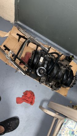 5.7 manifold 5.7 and 6.4 injector rails 5.7 jeep hemi cover