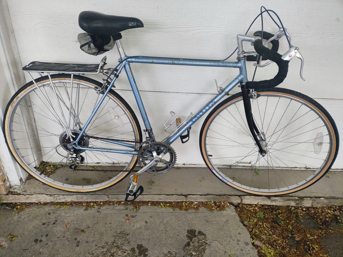 Univega road bike