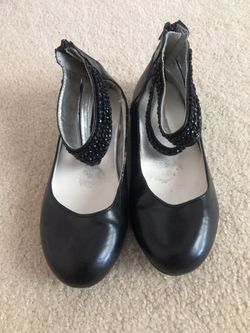 Excellent Condition Justice Girls Black Shoes Size 3