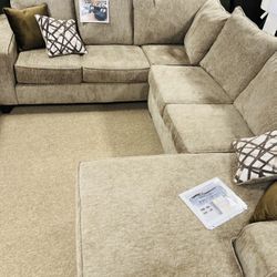 Nice Reversible Chaise sectional!