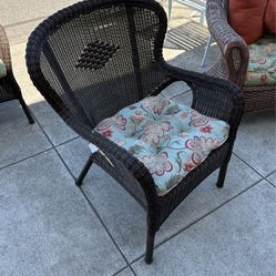 Lovely Brown "Wicker" Outdoor Armchair w/ Floral
