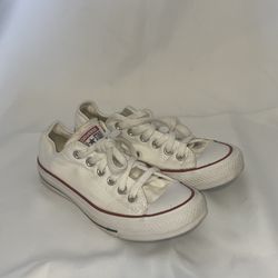 White Converse Chucks Women’s 61/2 