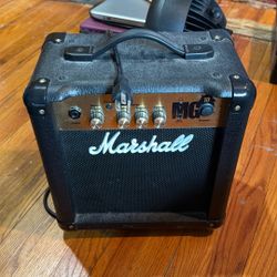 Marshall MG 10