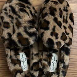 Girl/Woman Fur Slip On Size M