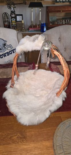 Vtg Navajo basket dream gathering basket real rabbit fur