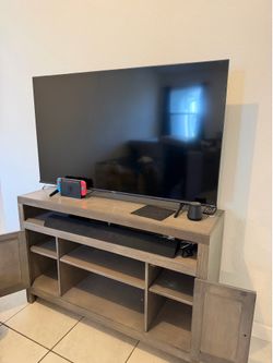 Tv 58” sound bar and tv stand