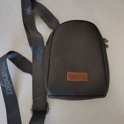 Wrangler Crossbody Traveling Bag 