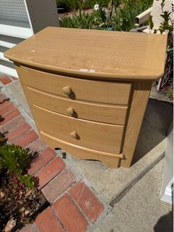 Bedside table / Nightstand