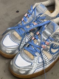 mike off white shoes