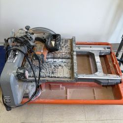 Ridgid Tool Tile Saw R4040