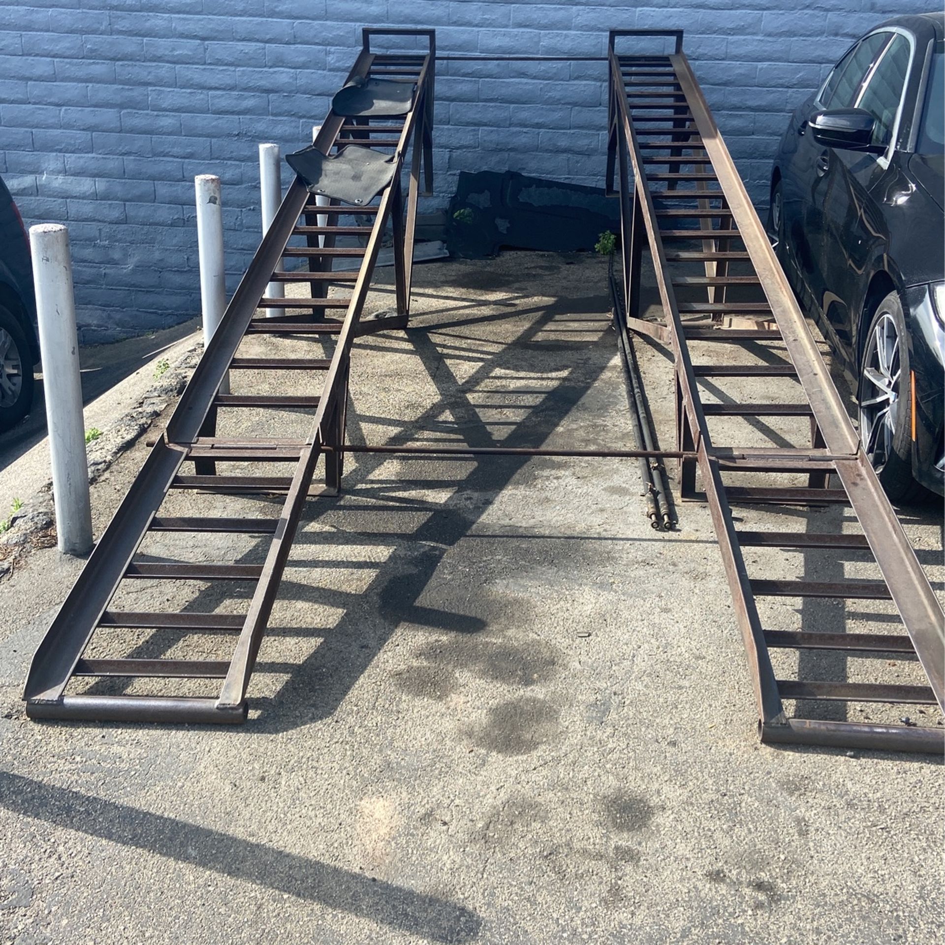 Car Display Ramps