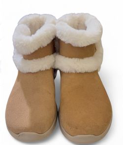Skechers Tan & Cream Boots