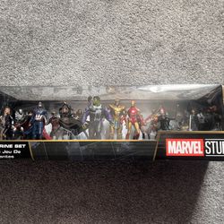 Marvel Studios Mega Figurine Set