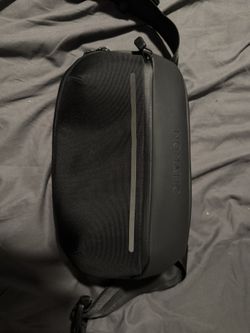 Nomatic Navigator 1L Sling