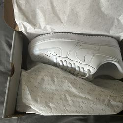 Nike Air Forces  9.5