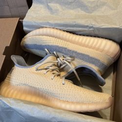 Yeezy Boost 350 V2 “Linen”