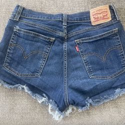 Levi Shorts