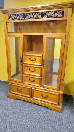 FREE Wood Display Cabinet