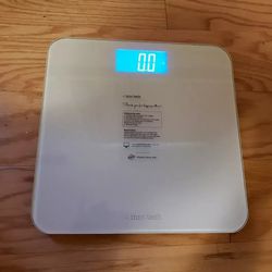 Digital Bathroom Scale With Back Lit LCD