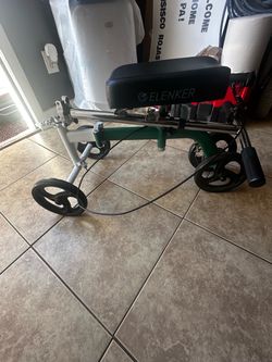 Knee scooter