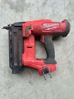 Milwaukee Nailer 18ga