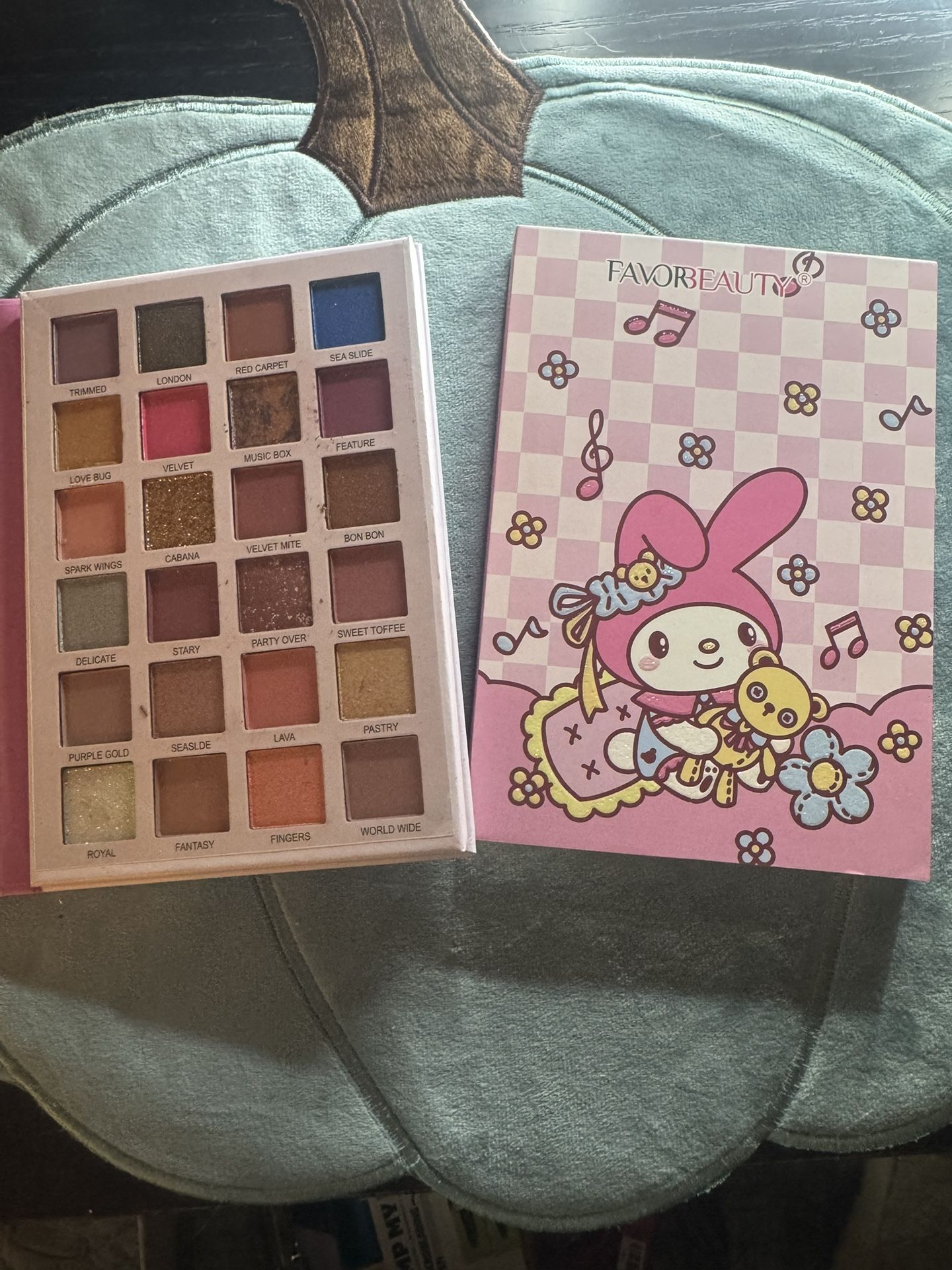 Eyeshadow Palette
