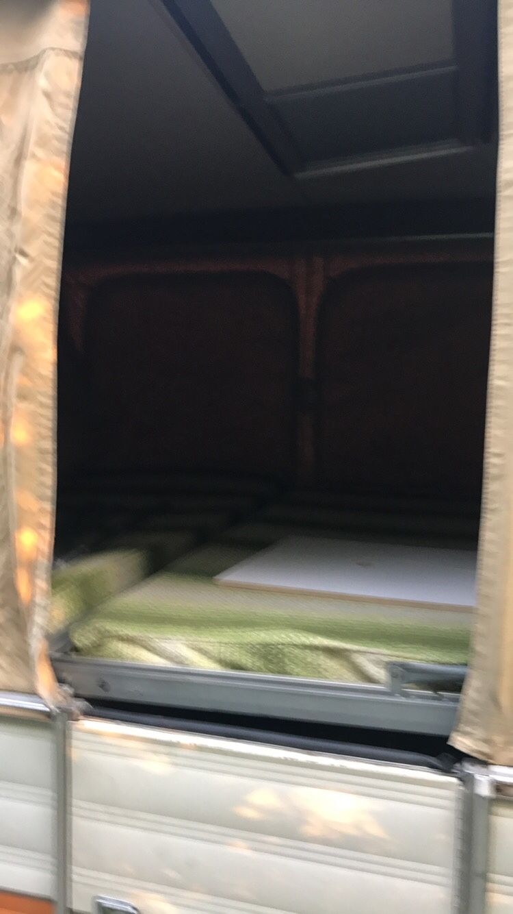 1976 Starcraft Popup camper for Sale in Middletown, RI OfferUp