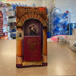 Harry Potter Die-Cast With Collectible Book of Spells Vol 1 - 95287 Mattel 2000