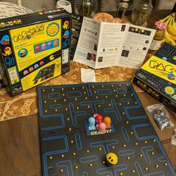 Pac-Man Board Game 