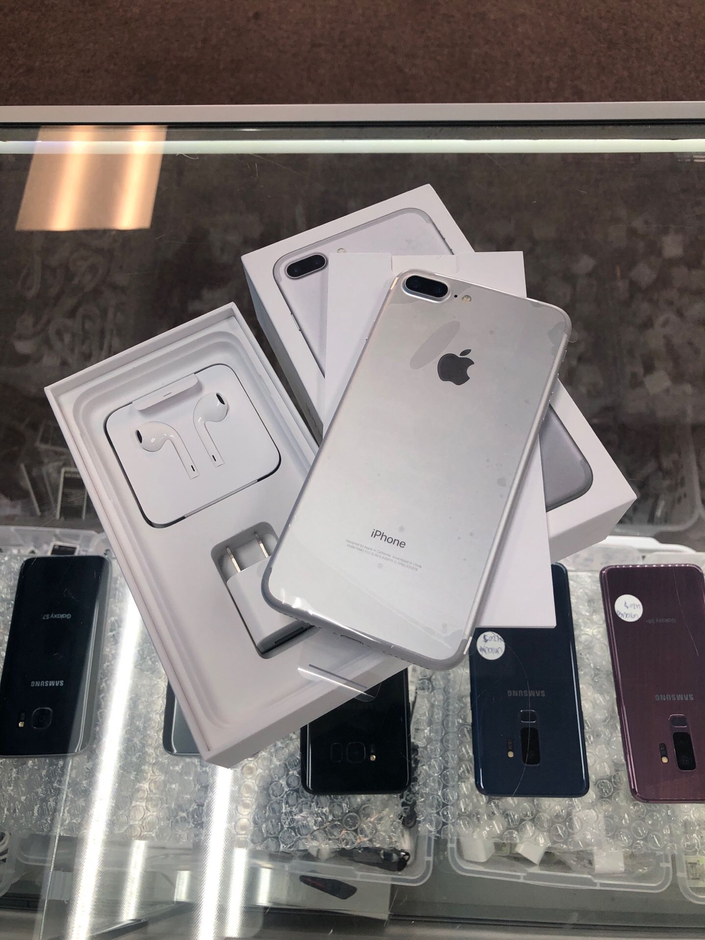iPhone 7 Plus 32GB sprint Brand new in the box