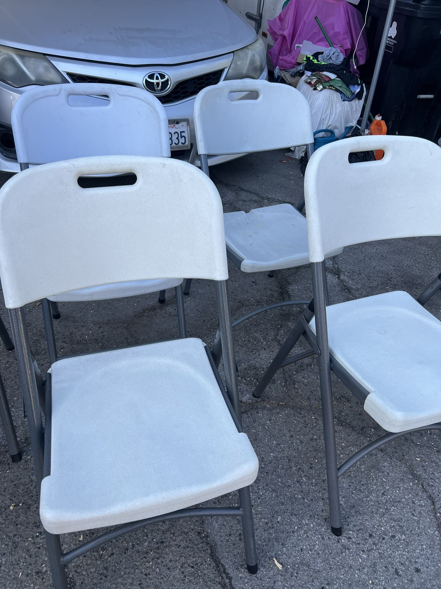 Folding Chairs 