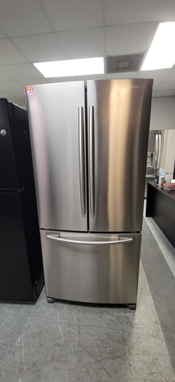 Samsung French Door Fridge – Stainless, Bottom Freezer, Clean